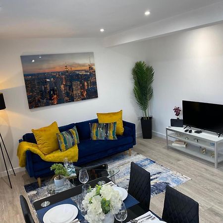 Stylish Apartment In Watford Watford  Ngoại thất bức ảnh